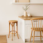 Banco de Diseño Retro en Madera con Asiento Trenzado 3