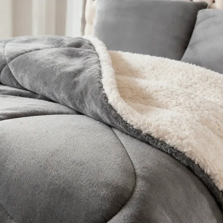 Cubrecamas De Invierno Plush Con Chiporro 2 Plazas + Fundas 14