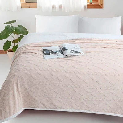 Frazada Rosa Relieve 2 Plazas 220x200 Cm Poliéster Unicolor