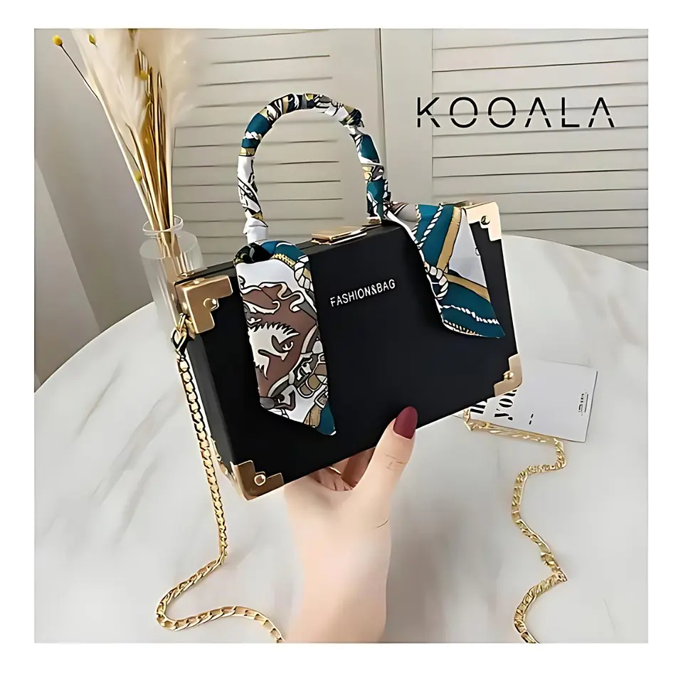 Mini Cartera Cofre KOOALA para Mujer 1