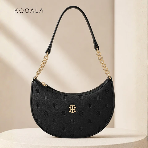 Cartera Baguette Tommy Hilfiger Negra con Cadena Dorada