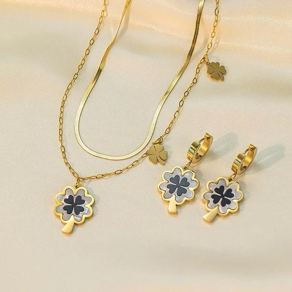 Set Collar + Aretes Trébol Doré de Acero Inoxidable 1