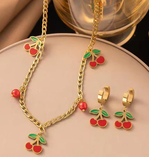 Set Collar + Aretes Cherry Charm de Acero Inoxidable
