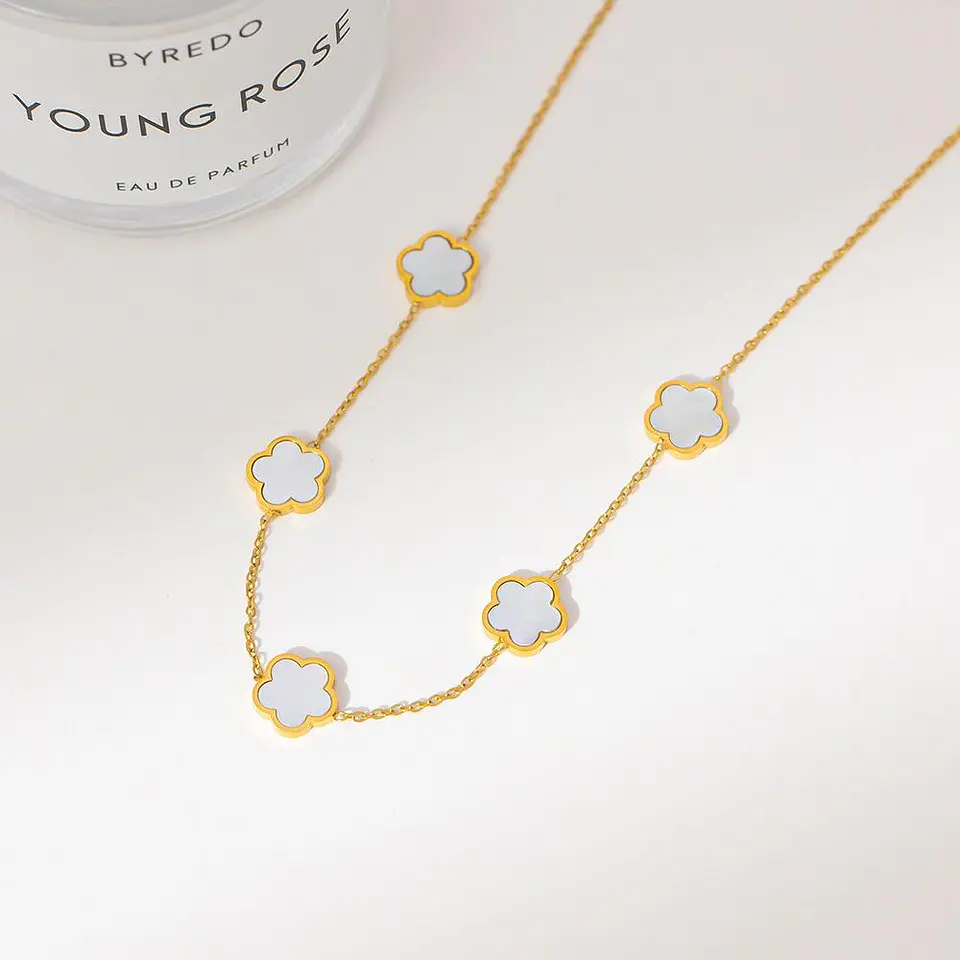 Set Collar + Aretes Clover Elegance de Acero Inoxidable 3
