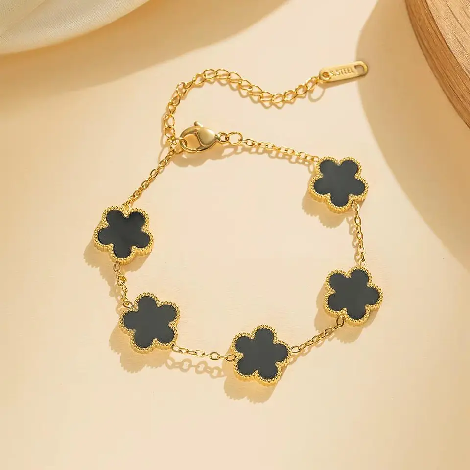 Pulsera Trébol Elegance de Acero Inoxidable – 3 Colores 1