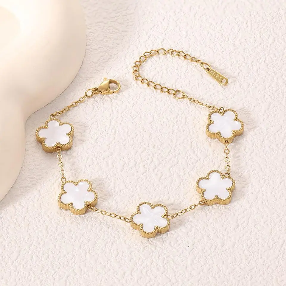 Pulsera Trébol Elegance de Acero Inoxidable – 3 Colores 5
