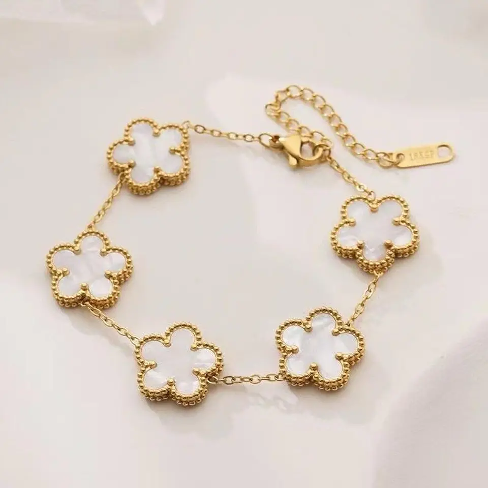 Pulsera Trébol Elegance de Acero Inoxidable – 3 Colores 9