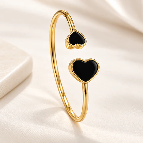 Pulsera Abierta Doble Corazón Negro en Acero Inoxidable