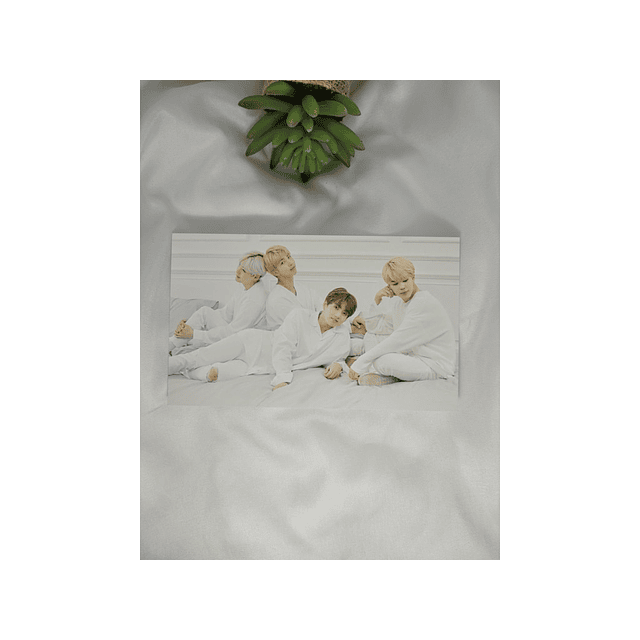 Postcards - MEDIHEAL X BTS Special Set Hydrating Care Ver.