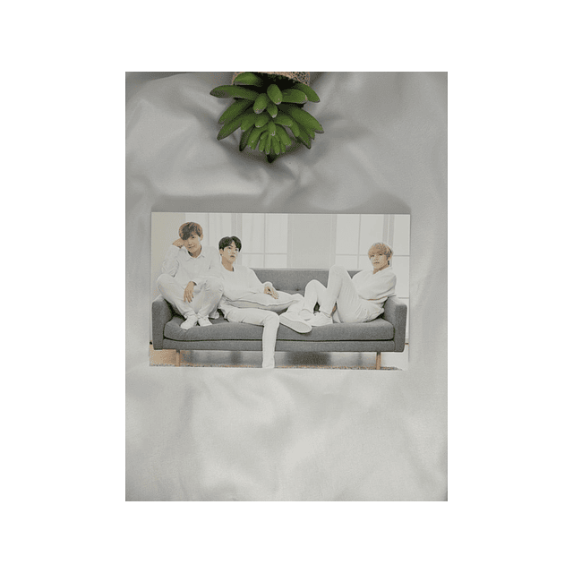 Postcards - MEDIHEAL X BTS Special Set Hydrating Care Ver.