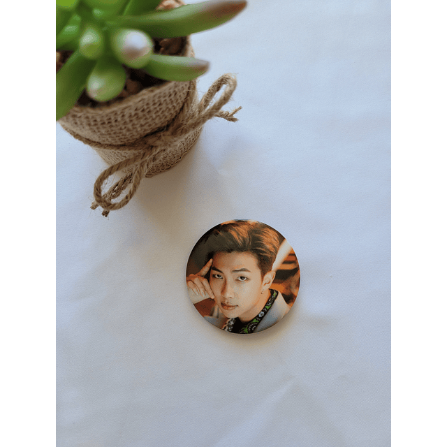 Pin BTS Dicon Japón 