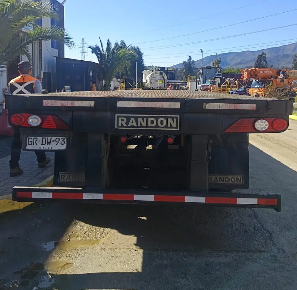 SEMIREMOLQUE 3