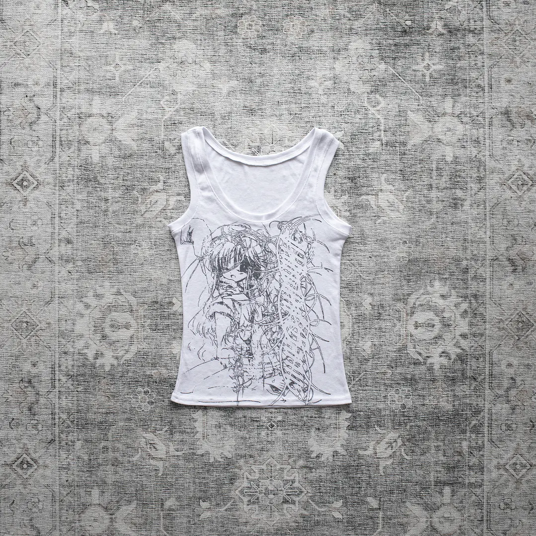 TANK TOP WOMAN 001 1