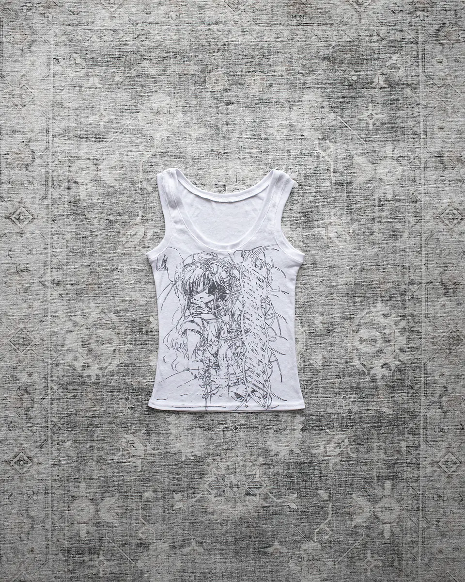 TANK TOP WOMAN 001 1