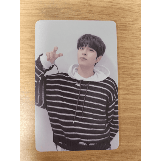 (PC) STRAYKIDS - LUCKY DRAW SOUNDWAVE 2 ( ODDINARY) - SEUNGMIN (B)