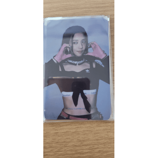 (PC) LUCKY DRAW BORN PINK IN SEOUL (PVC) - JISO (A)