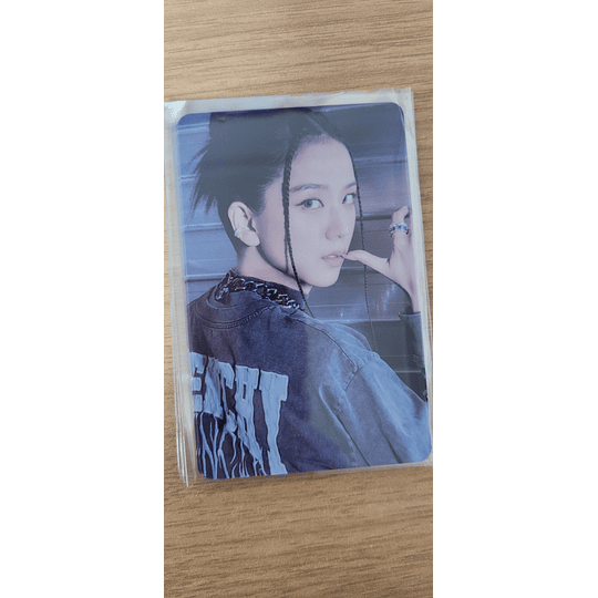 (PC) LUCKY DRAW BORN PINK IN SEOUL (PVC) - JISO (D)