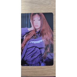 (PC) NEW JEANS - OMG (POB WEVERSE) (HYEIN)