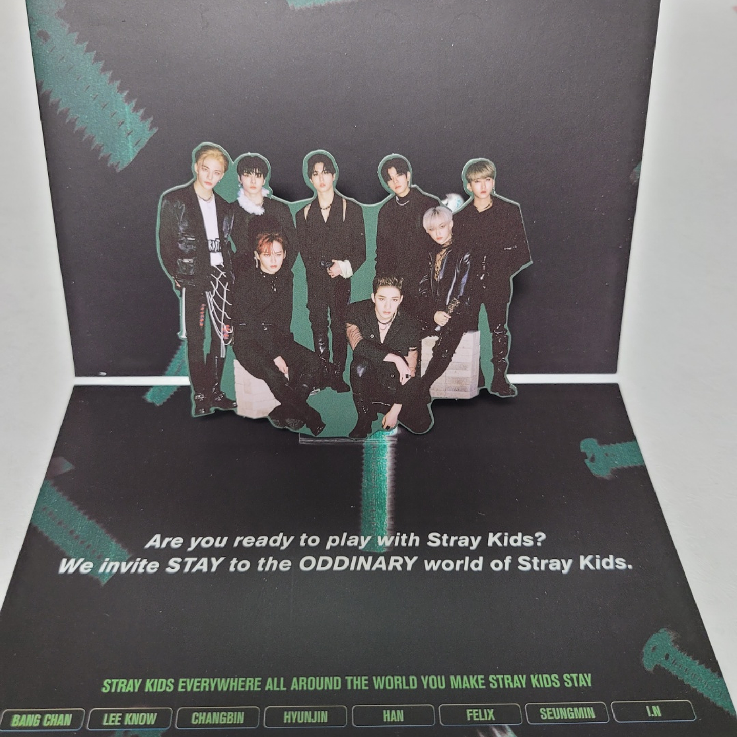 (PC) STRAYKIDS - ODDINARY (POP-UP INVITATION CART - LIMITED ONLY)