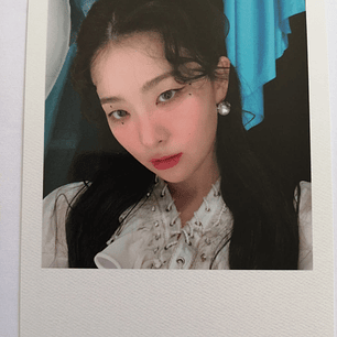 (RED VELVET) - POLAROID QUEENDOM (SEULGI)