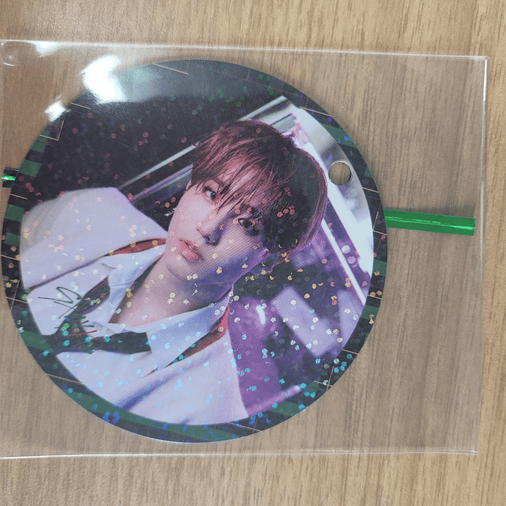 (PC) - STRAYKIDS - CHRITSMAS ORNAMENTS - LUCKY DRAW SOUNDWAVE - HAN