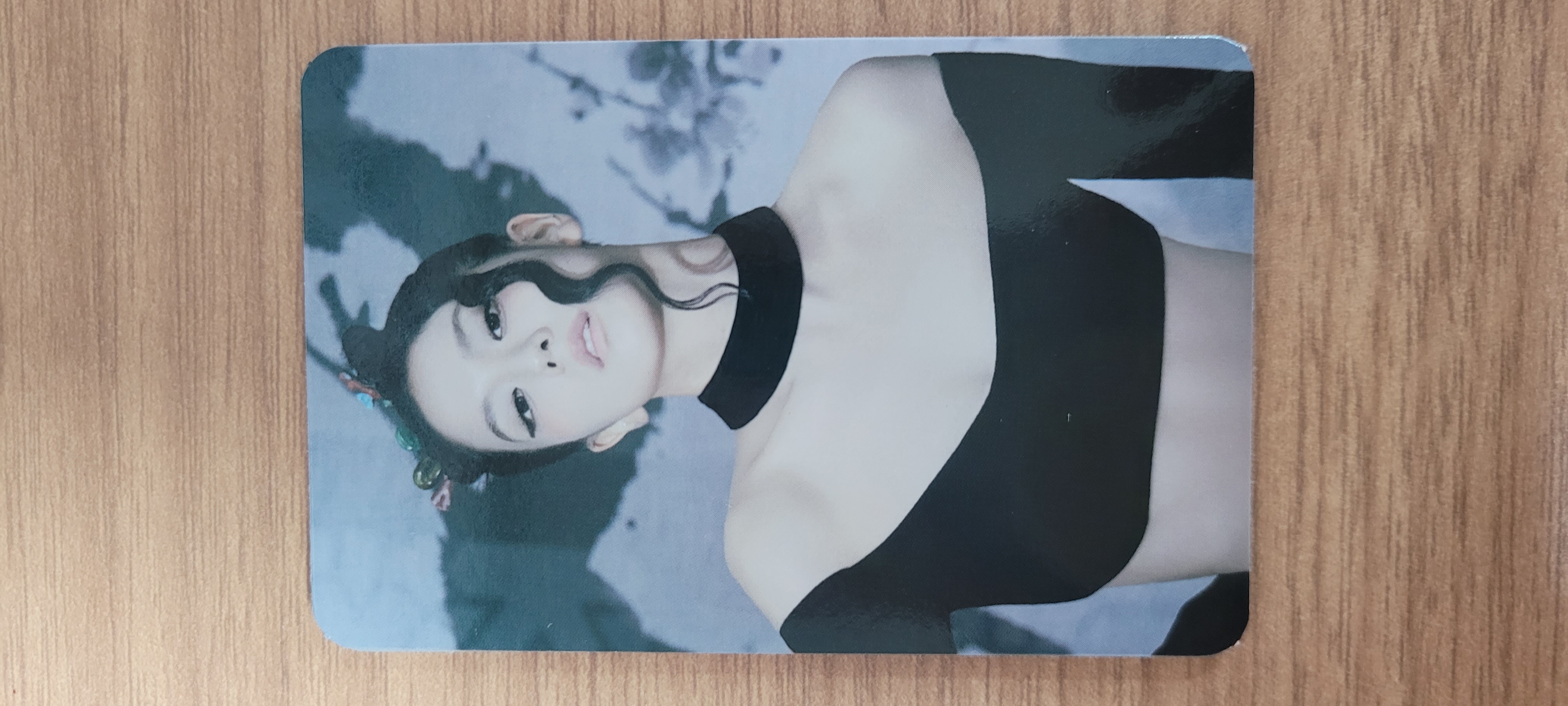 (PC) JISOO - ME (YG POB)
