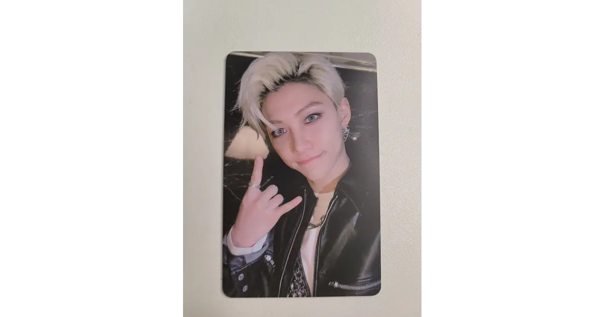 PC) STRAYKIDS - LUCKY DRAW SOUNDWAVE ( ODDINARY) - FELIX