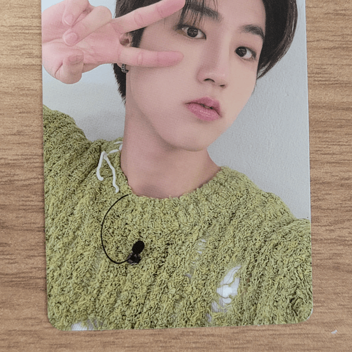 (PC) - STRAYKIDS - HARD ROCK (lucky draw 2 soundwave) han