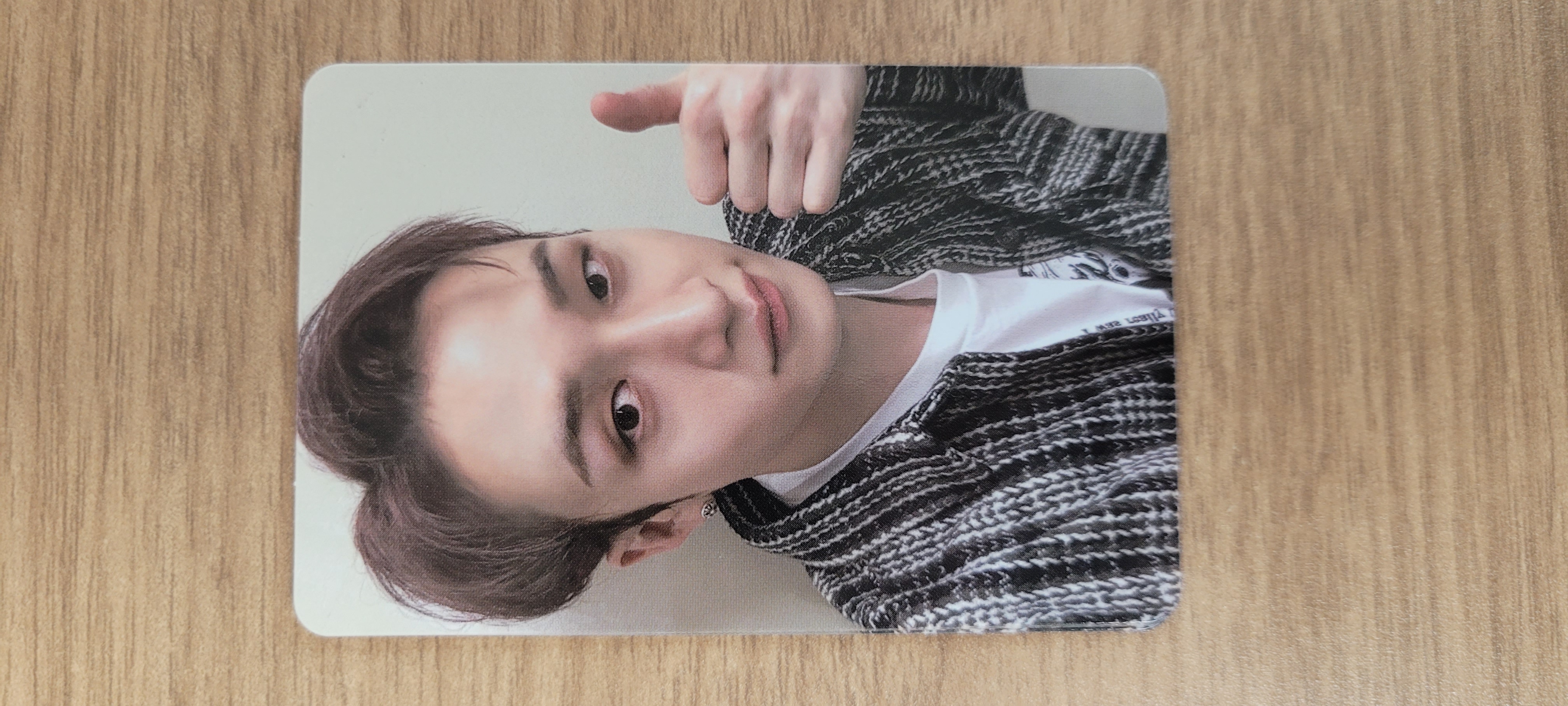 (PC) - STRAYKIDS - HARD ROCK (lucky draw 2 soundwave) Bangchan