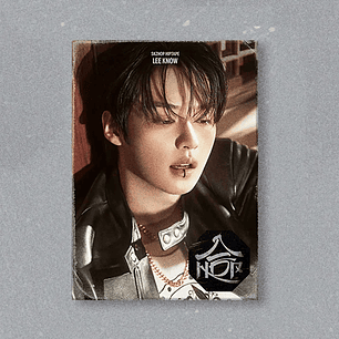 Stray Kids - SKZHOP HIPTAPE ‘合 (HOP)’ (ACCORDION VER.) LEE KNOW