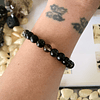 Pulsera femenina elaborada con obsidianas negras, cuarzo ahumado y ónix en acabado mate 3
