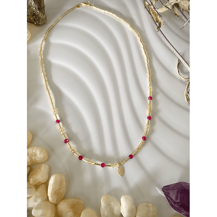 Collar tipo choker elaborado con Cristales facetados de Rubí Rosado y Citrinos 1