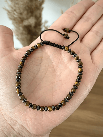 Pulsera femenina ajustable confeccionada con Ojo de Tigre y anillos de Hematita