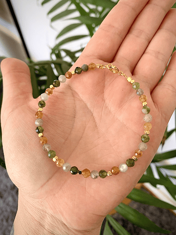 Pulsera de Labradoritas y Jade 