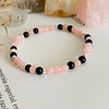 Pulsera femenina de Ágata Rosa y Ónix Negro Mate 2