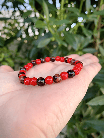 Pulsera femenina de Jade Rojo y Ojo de Buey