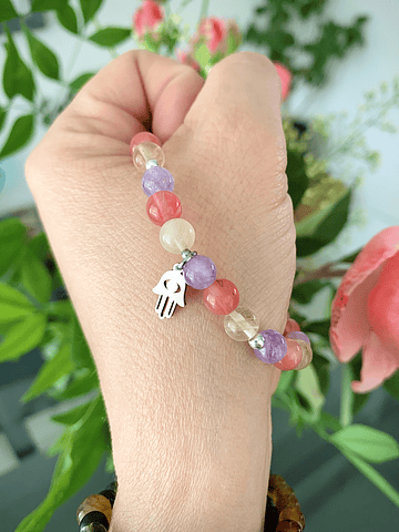 Pulsera femenina confeccionada con Cuarzo Volcano, Cuarzo Cherry y Ágatas Lilas