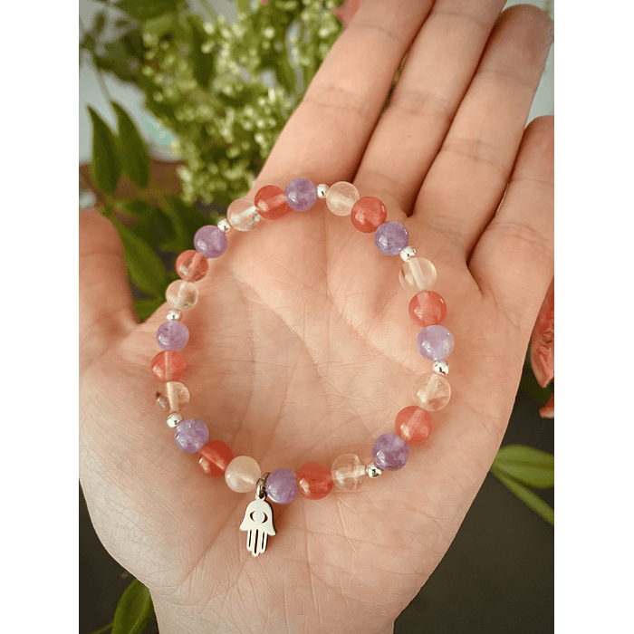 Pulsera femenina confeccionada con Cuarzo Volcano, Cuarzo Cherry y Ágatas Lilas 1