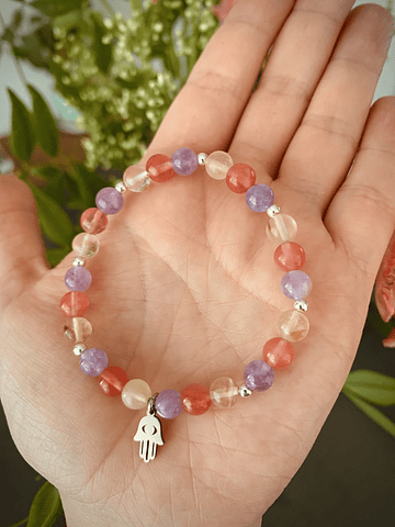 Pulsera femenina confeccionada con Cuarzo Volcano, Cuarzo Cherry y Ágatas Lilas