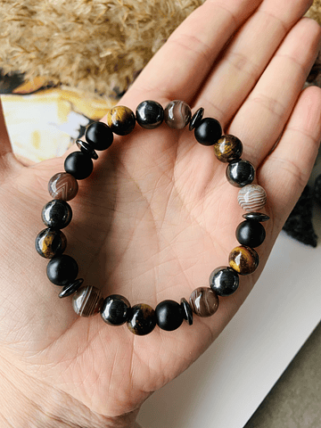 Pulsera unisex elaborada con Ojo de Tigre, Ágata Botswana, Hematita y Ónix negro mate