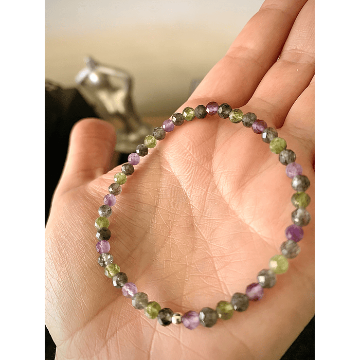 Pulsera femenina de Jade verde, Jade gris y Amatistas 2