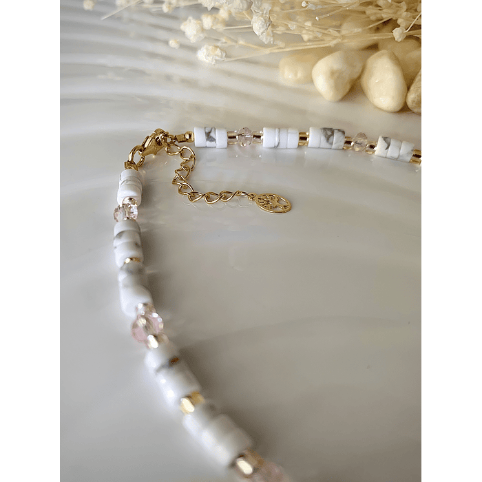 Conjunto de collar y aros de Howlitas y baño de oro 3