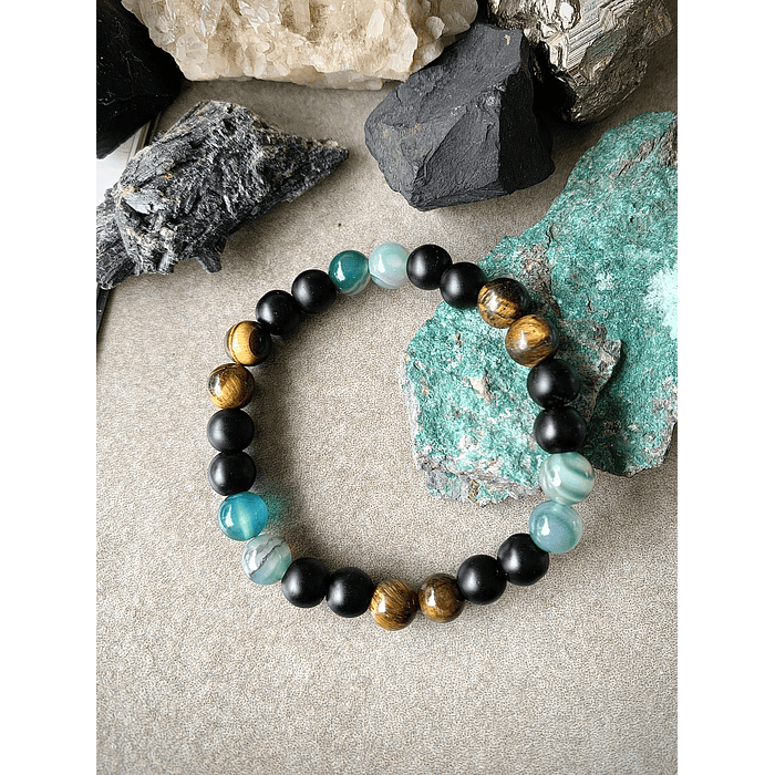 Pulsera unisex confeccionada con Ojo de Tigre, Ágatas Azules y Ónix Negro Mate 1