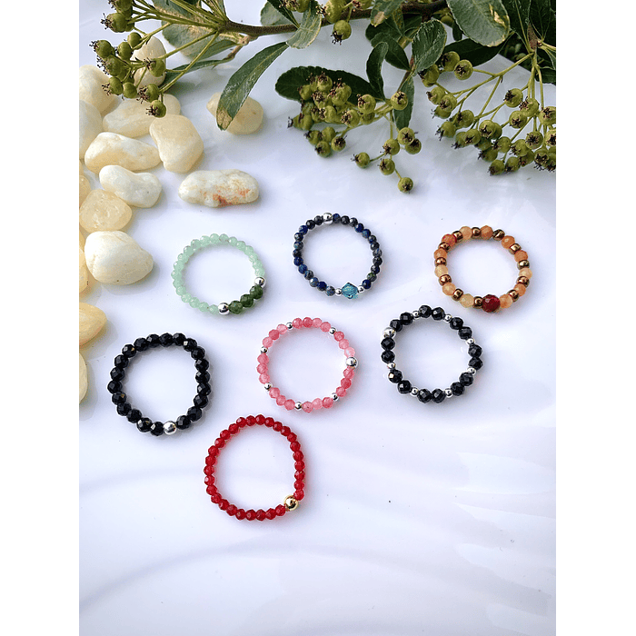 Anillos creados con piedras naturales mini facetadas 1
