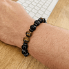 Pulsera masculina creada con Obsidiana negra, Ojo de tigre y anillos de Hematita 2