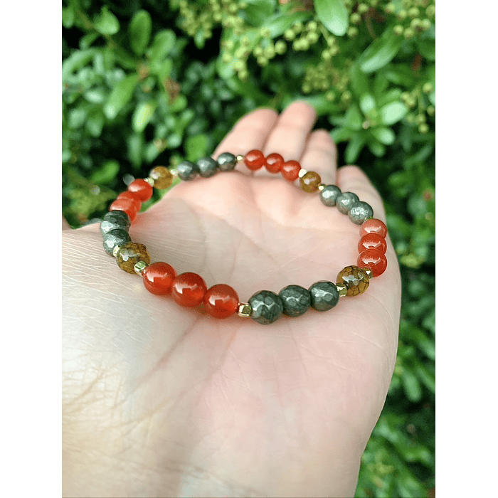 Pulsera creada con Cornalinas, Ágata vena de dragón y Piritas 1