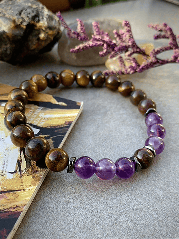 Pulsera unisex creada con piedras de Ojo de Tigre, Amatistas, Hematitas y Ojo de buey