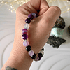 Pulsera femenina creada con Ágatas en matices morados 2