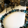 Pulsera masculina creada con Apatita azul, Ónix negro mate y Hematita en cortes rondel y hexagonal 3