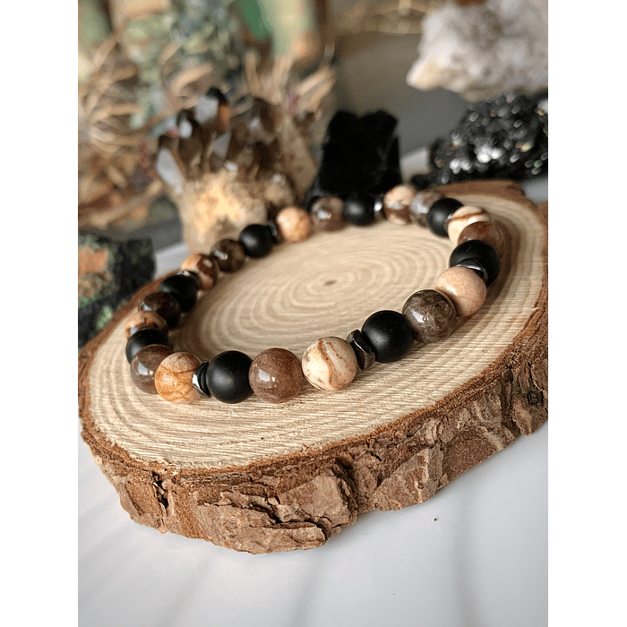 Pulsera masculina creada con Jaspe Cebra, Jade café, Ónix negro mate y anillos de Hematitas 2